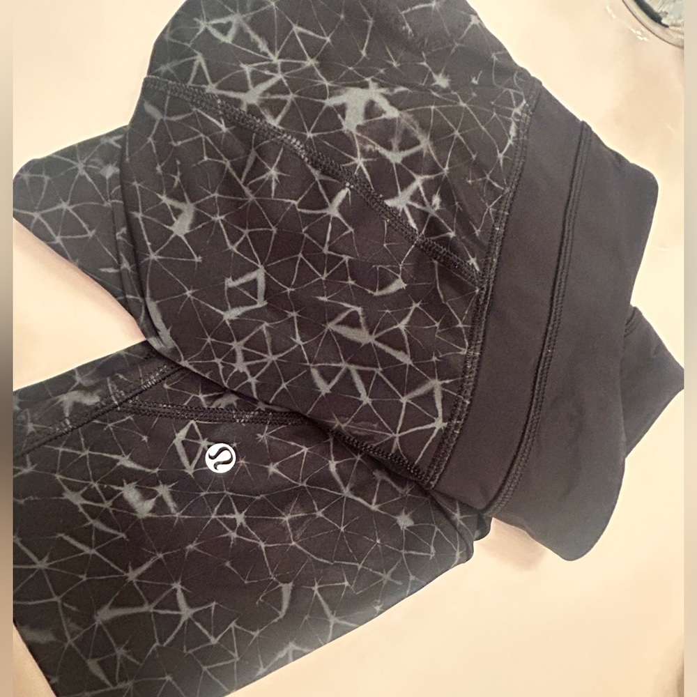 lululemon athletica Black Geometric Print High-Waisted Leggings